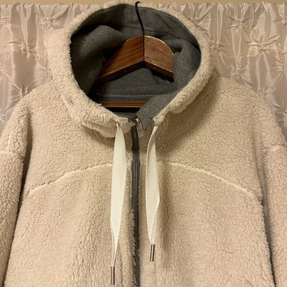 lululemon athletica Cream Teddy Zip-Up Jacket with Gray Trim